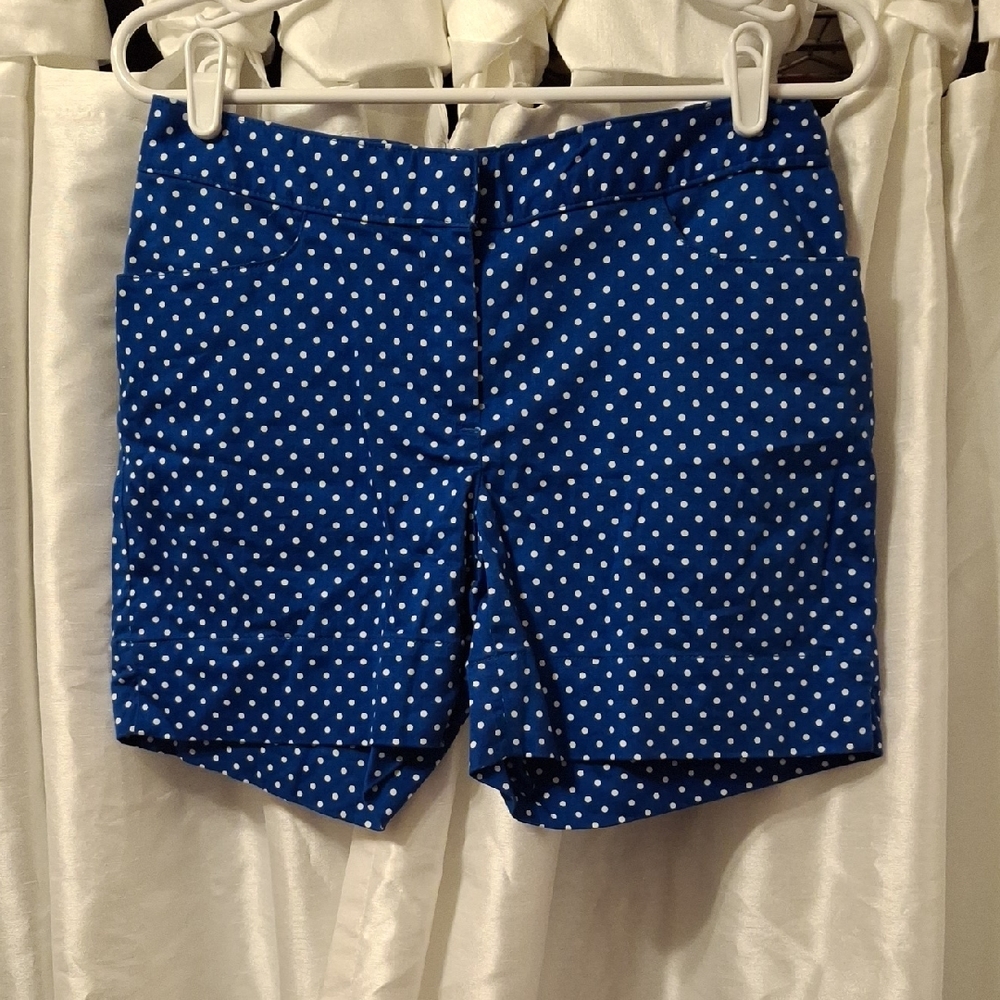 Ellen Tracy Blue and White Polka Dot Shorts 2 💙💙💙💙